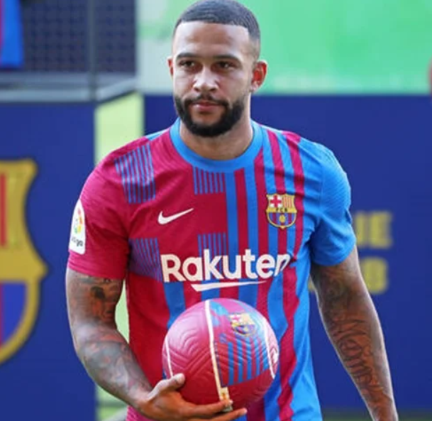 transfer-fee-dalam-sepak-bola