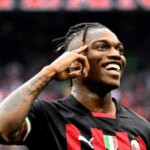 2-gol-rafael-leao-berhasil-bawa-milan-ke-puncak-serie-a