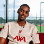 alexander-isak-dinilai-tidak-sesuai-dengan-harga