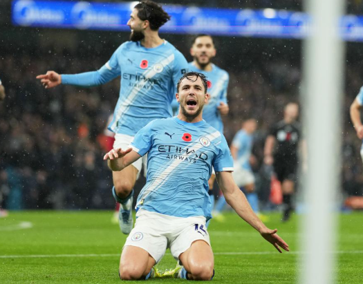 legenda-mu-sebut-man-city-akan-berada-di-puncak-liga-inggris