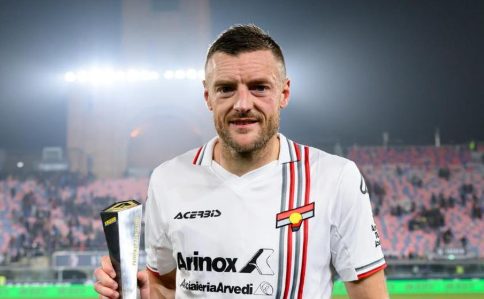 jamie-vardy-membuat-sejarah-di-liga-serie-a