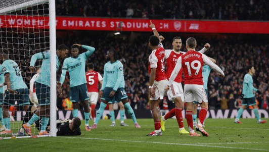 hasil-akhir-pertandingan-arsenal-vs-wolves