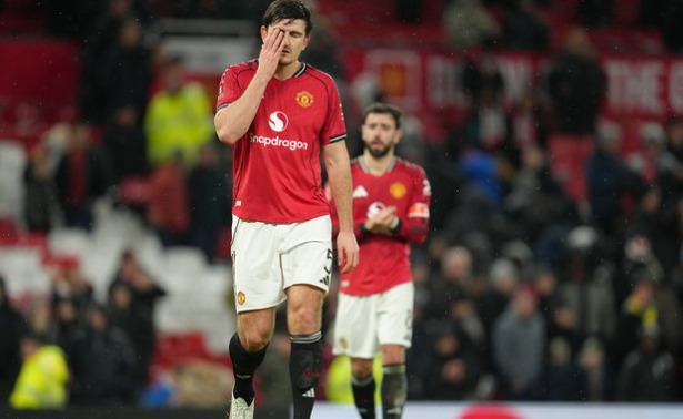 Carrick Inginkan Harry Maguire Bertahan di MU