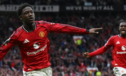 Liverpool Taklukkan Manchester United di Old Trafford